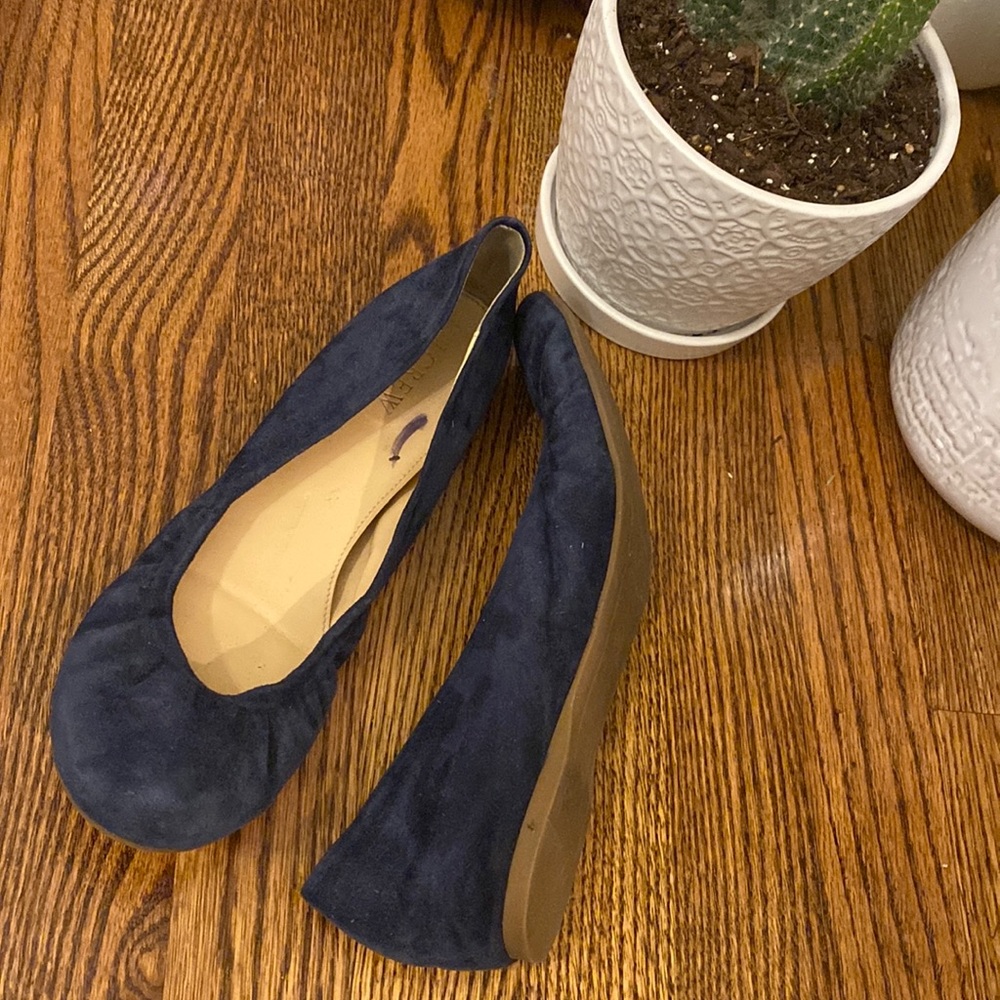 EUC Blue Suede JCrew flats